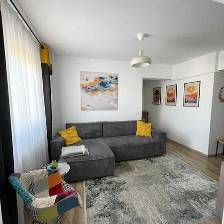 Cozy Apartment - Near Airport And Palas Mall Iasi Eksteriør billede